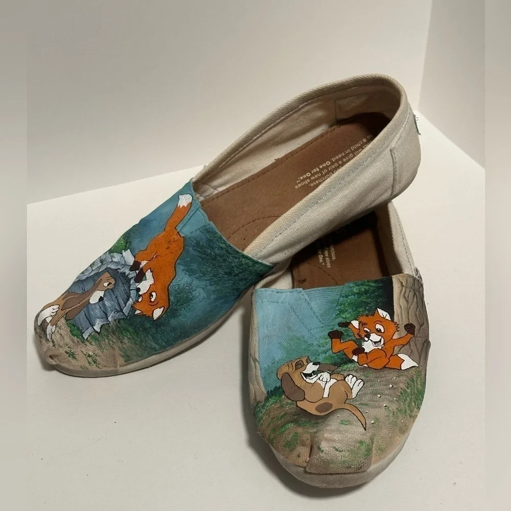 Tom’s Custom Painted Fox and the Hound Shoes